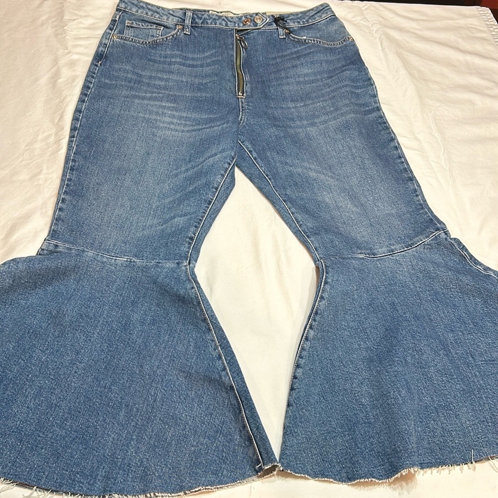 Kick Flare Jeans